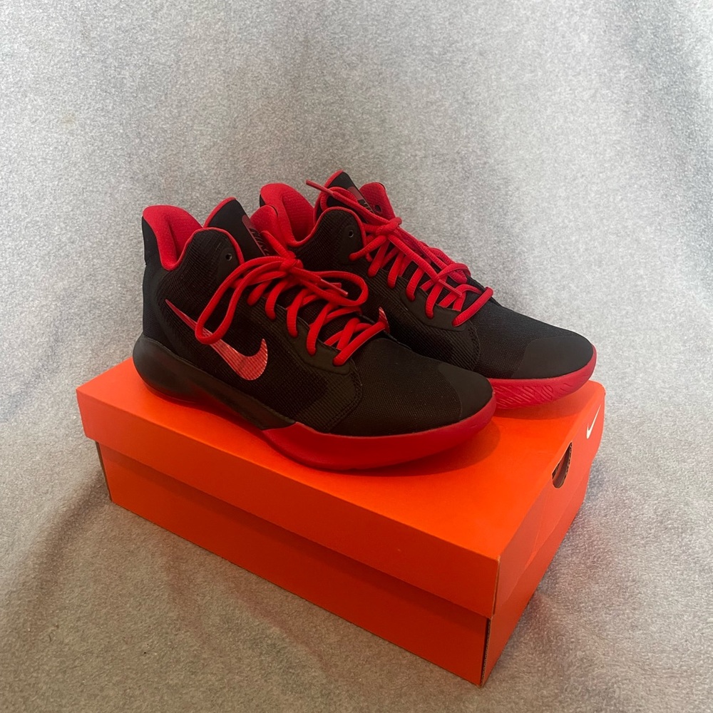 Nikes - Picture 3 of 3